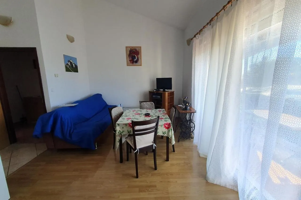 Apartments Labinac In Vabriga With Garden Close To Sea Tar-Vabriga 0*,  Croatia