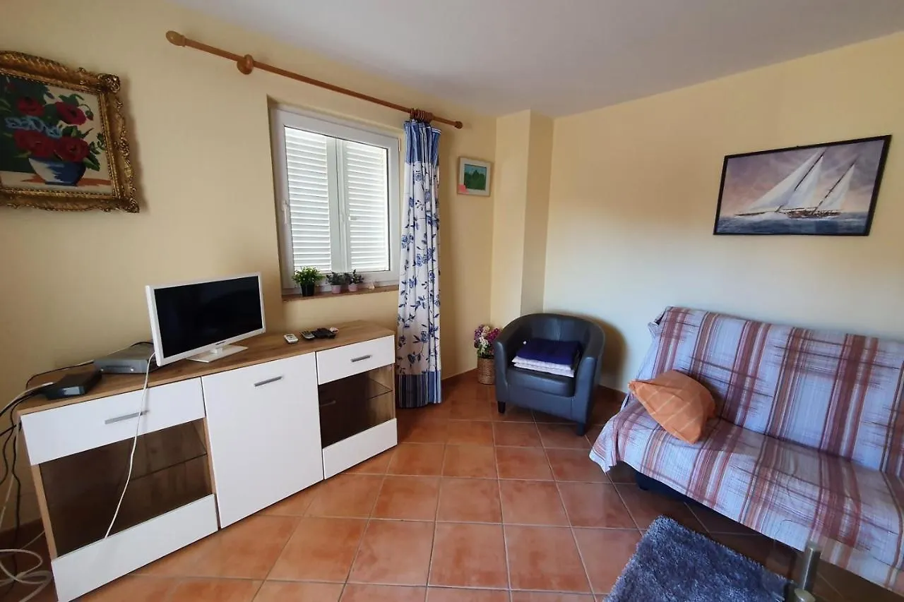 Apartments Labinac In Vabriga With Garden Close To Sea Тар 0*,