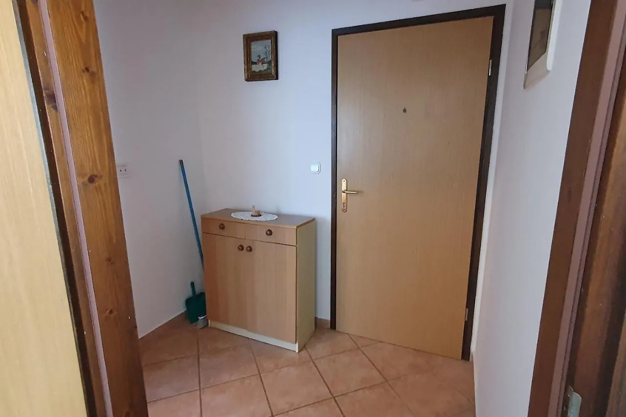 Apartments Labinac In Vabriga With Garden Close To Sea Tar-Vabriga